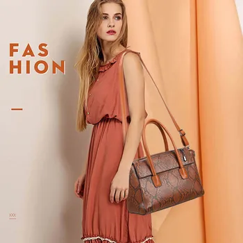 

Women Snake skin Shoulder Bag Vintage Crossbody Bags Retro Zipper Handbags