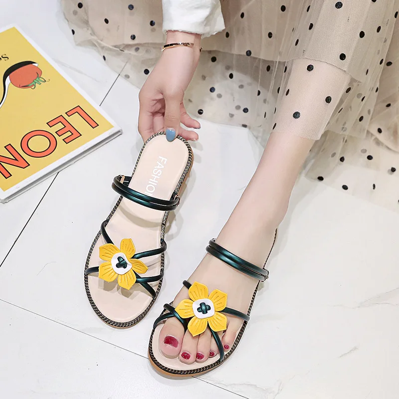 

2019 Summer New Style Korean-style Low Heel Flat Waterproof Platform Peep-Toe A- line WOMEN'S Slippers Flower Double Purpose Bea