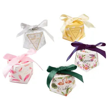 

10pcs Gift Box Candy Packaging Box Wedding Party Gift Box with Ribbon Diamond Pink Green 8x8x5.9cm