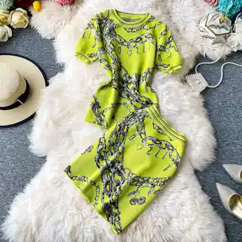 

Fashion suit bright silk chain jacquard slim fit Short Sleeve T-Shirt Top + A-line skirt two piece set for women