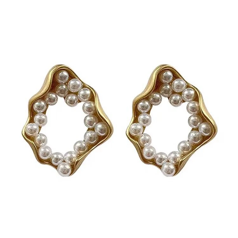 New-Korean-Design-Irregular-Geometric-Hollow-Stud-Earrings-Simulated-Pearl-Earrings-For-Women-Fashion-delicate-Vintage