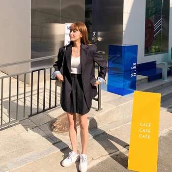 

2020 Spring and Summer Korean Fashion Casual Striped Small Suit Jacket Female High Waist Wide Leg Shorts Two-piece Suit Tide