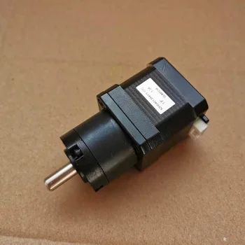 

Nema17 planetary stepping gear motor 1.3A 0.45N.m speed ratio 3.71: 1 / 5.18: 1