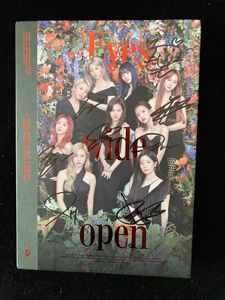 TWICE - [EYES WIDE OPEN] 2nd Album CD+Poster+Photobook+Photocard+Gift