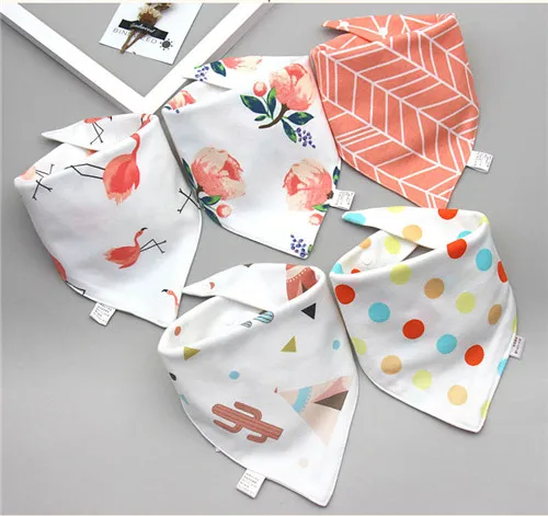 Baby Bibs Triangle Double Cotton Apron Boys Saliva Print Girls Towel 5 Bandana Baby pieces/lot Feeding Cartoon Bibs Cotton Bibs - Цвет: 2