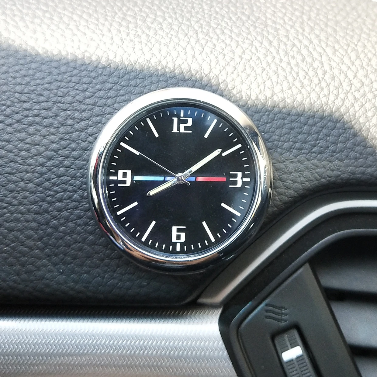 

Car Decoration Electronic Meter Car Clock Timepiece Auto Interior Ornament FOR BMW M3 M4 M5 X1 F30 F31 F35 E36 E39 E46 E90 F10