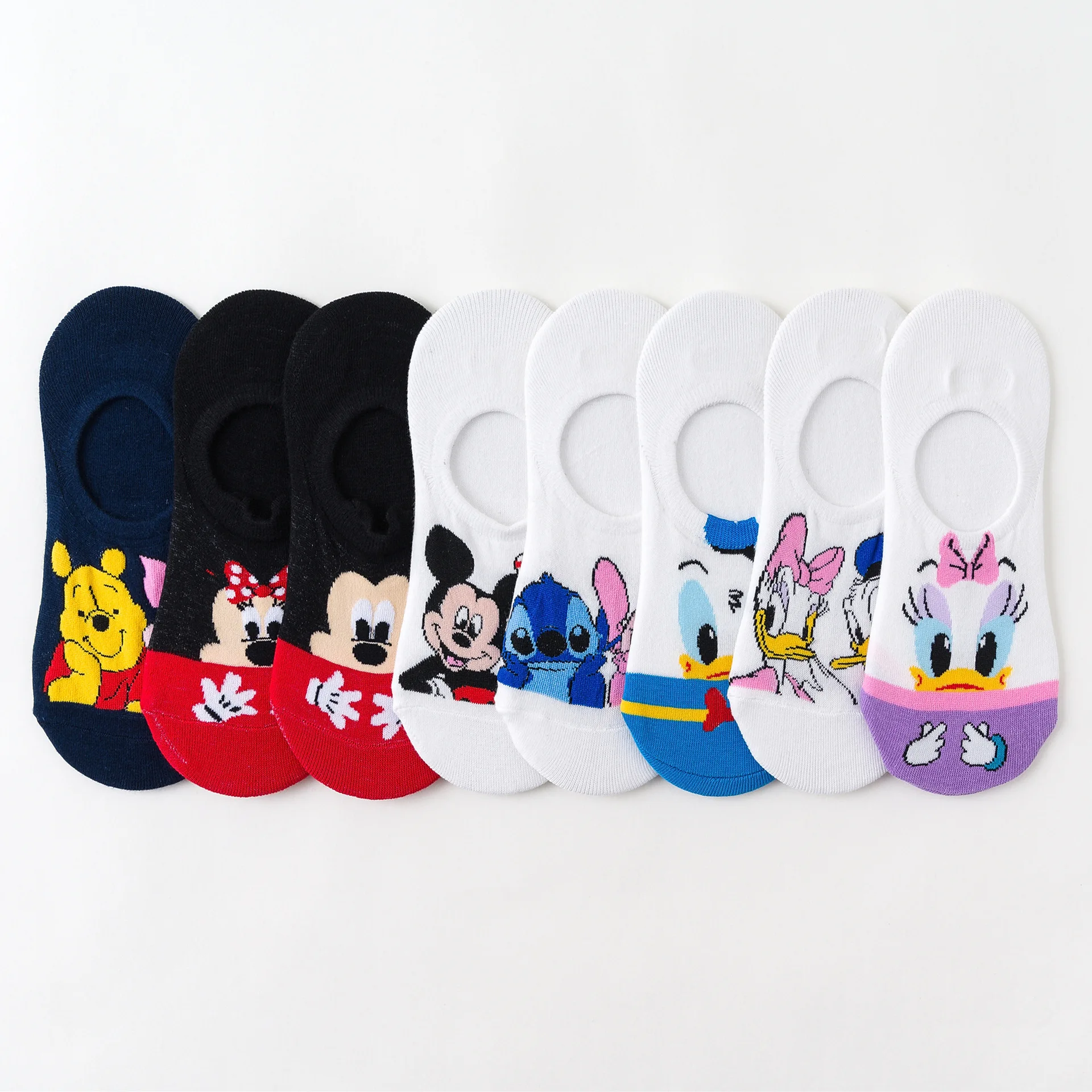 Nueva llegada Disney corta de algodón calcetines de dibujos animados mujer Calcetines invisibles de señora niñas Calcetines antideslizantes pato ratón calcetines de dibujos animados