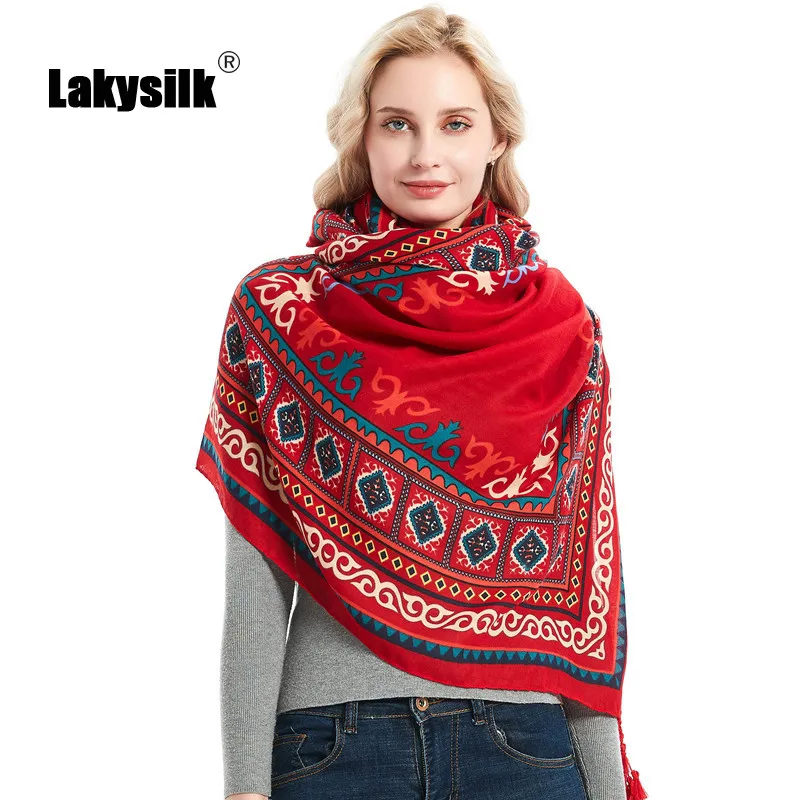 

Classic Vintage Scarf Female Print Beach Sun Protection Shawl High Quality Cotton Linen Spring Summer Autumn Thin Scarf Women