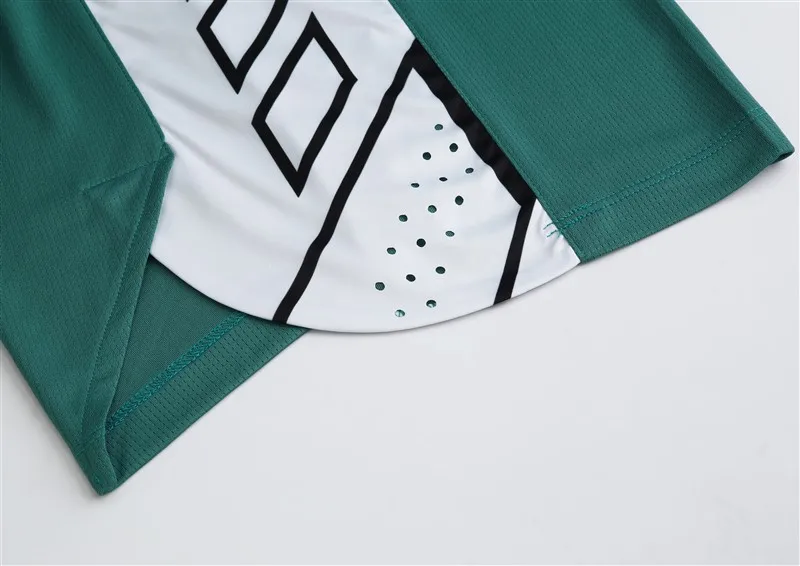 11805485164_649182711