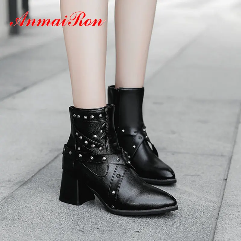 

ANMAIRON 2019 Shoes Woman Basic Pointed Toe Zip PU Ankle Boots for Women Square Heel Short Plush Winter Boots Women Size 34-43