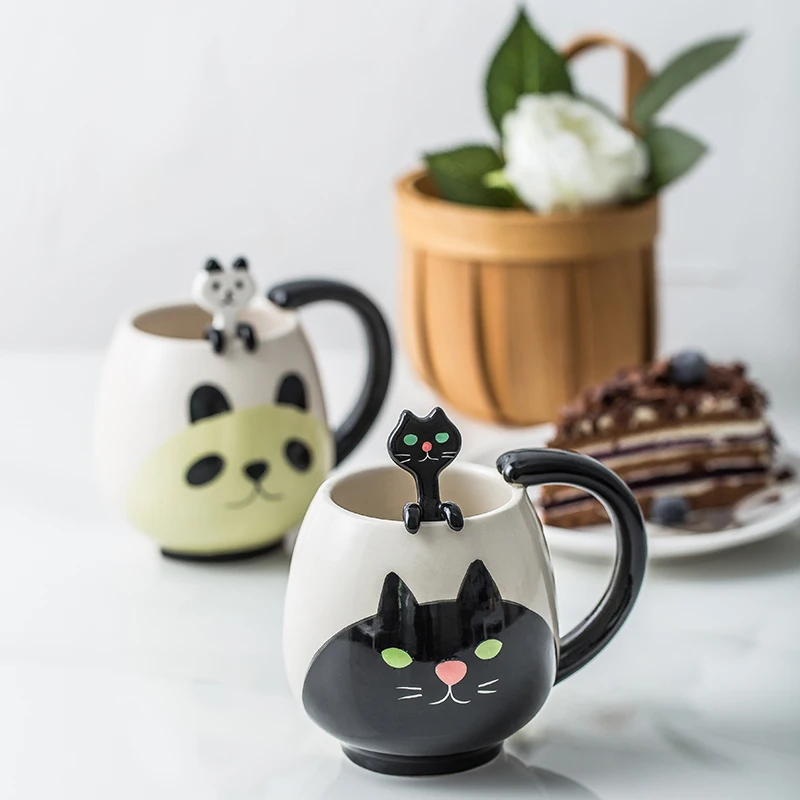 Adorable Hand-Painted Panda Mug with Lid - Perfect for Panda Lovers