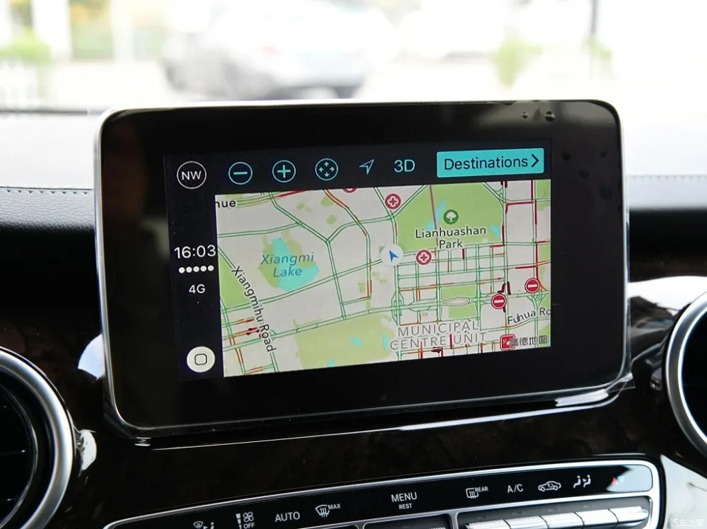 Mercedes-Benz V Class NTG5.2 Wireless CarPlay box-3