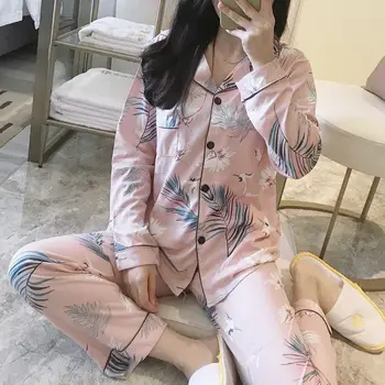 

Fashion Leaf Print Loose Casual Suit Home Service Button Cardigan Suit Pajamas Two-piece Sleepwear