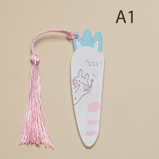 Chinese Style Retro Bookmarks Wood Exquisitely Carved Bookmarks Stationery Supplies