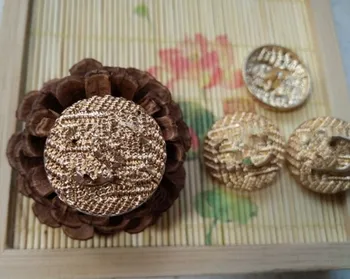 

Wholesale 10 pieces New fashion High-grade gold Black Metal jacket Overcoat Shirt Cotton coat Button size 23mm Free shippin