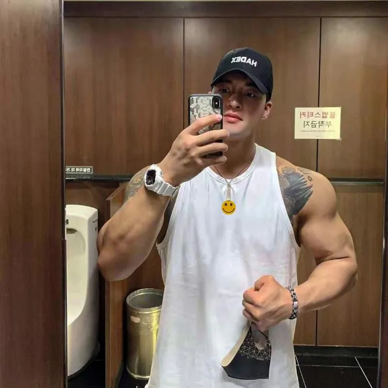 

2021 Brand Men's Cotton Sweat Dehumidify Singlets Slim Fit High Quality Fitness Bodybuilding Tank Top Men Gym Sporting Mens Vest