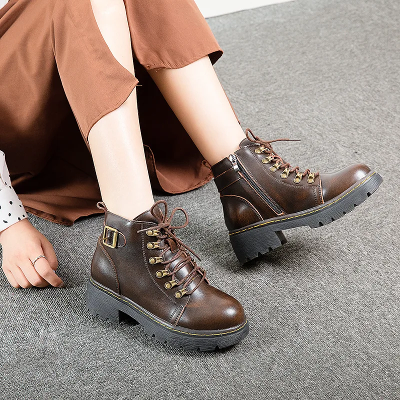 

Nice Spring And Autumn Pop Breathable Martin Boots Female Korean Version Of All-match Short Boots High-Hot Leather Japanes Shoes