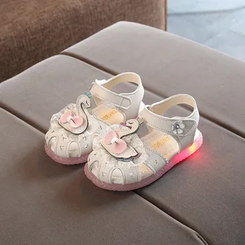 

2020 New Fashion Summer LED Light Leather Baby Toddle Childrens Kids Soft Bottom Bowtie Empty Princess Girls 1 2 3 4 5 6 Years