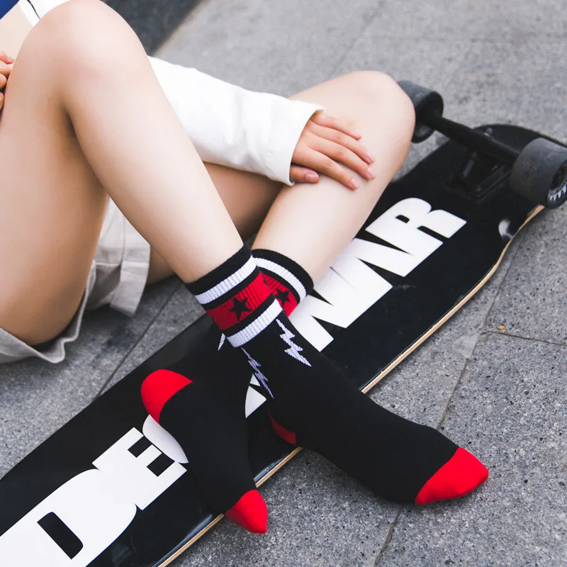Весна и осень, новинка, в Корейском стиле; обувь для мужчин и женщин спортивные носки звезды молния женские носки из хлопка, носки без пятки