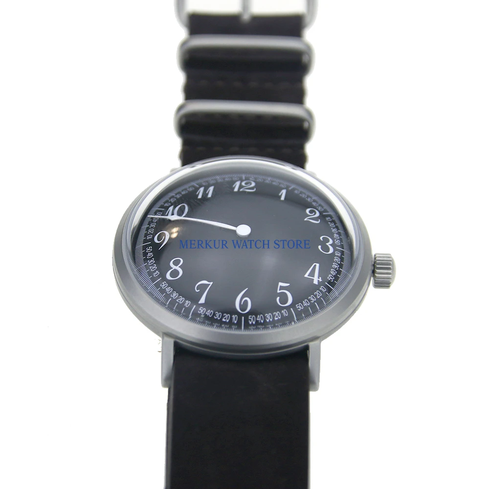 

Red Star Mechanical Mens UFO Watch Moscow Style Russia handwind mechanical Solo Hands Mens Watch