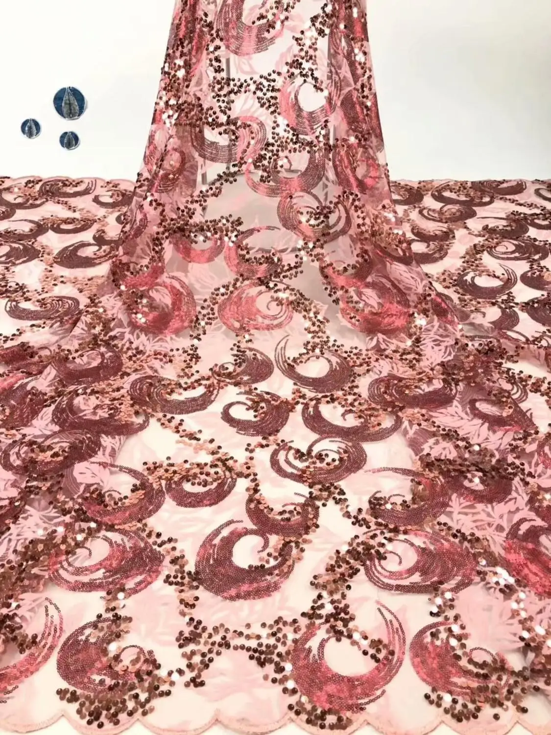 

african Sequin Lace Fabric 2019 High Quality Embroidery Latest African Lace Fabric For Wedding Dress