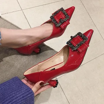 

New 2020 Hot Sale Dress Shoes Woman Pointed Toe Bride Shoes Women Crystal Kitten's Heels Sexy Pumps Prom Wedding Shoes Ylm4-21