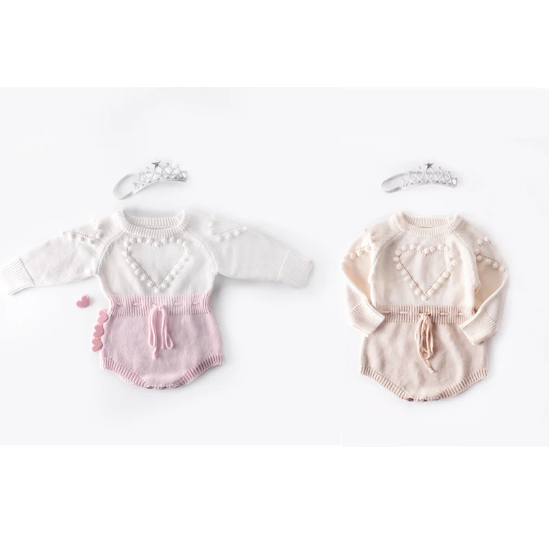 Pudcoco в американском стиле, имеется на Новые зимние для маленьких девочек Комбинезон Вязание теплые свитера с длинным рукавом милое боди с сердечком; осенняя одежда для детей от 3 до 24 месяцев для маленьких девочек Комбинезон