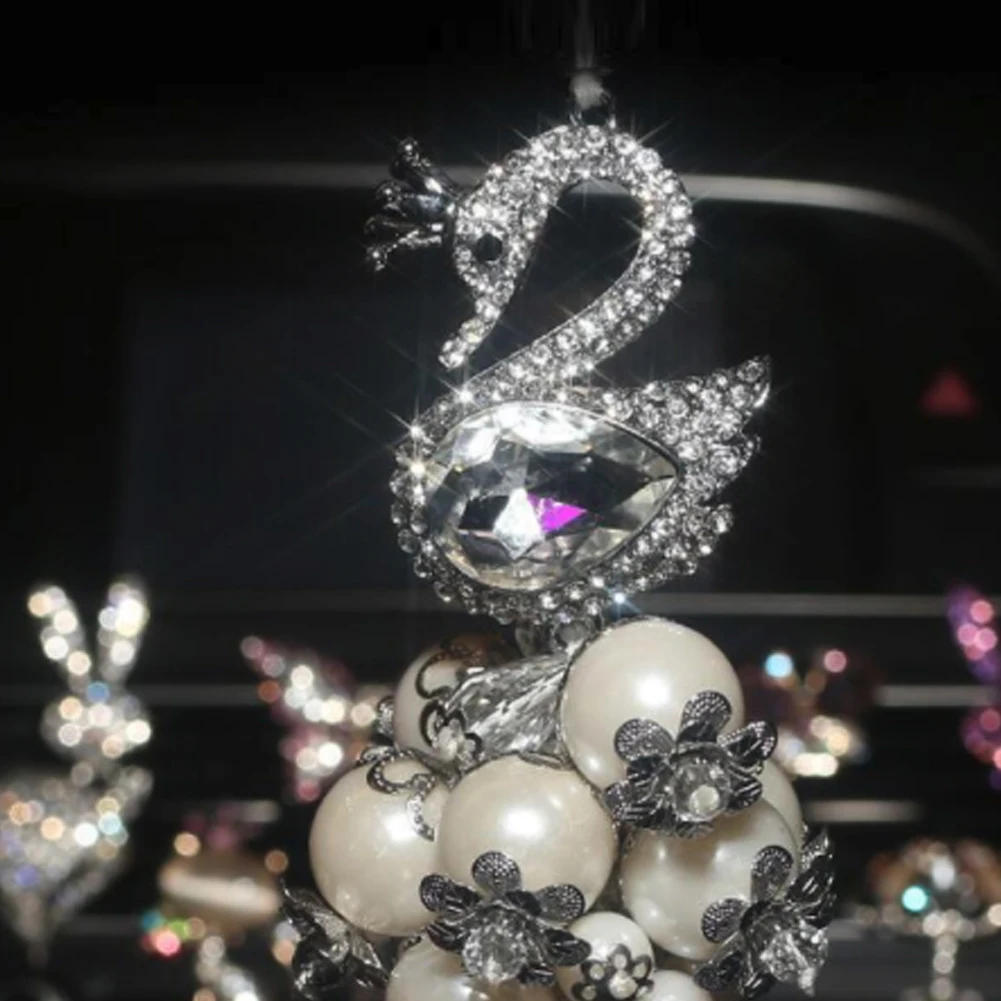  Car Hanging Ornament Inlaid Diamond Swan Pendant Crystal Swan Pendant Automobile Accessories Gifts 