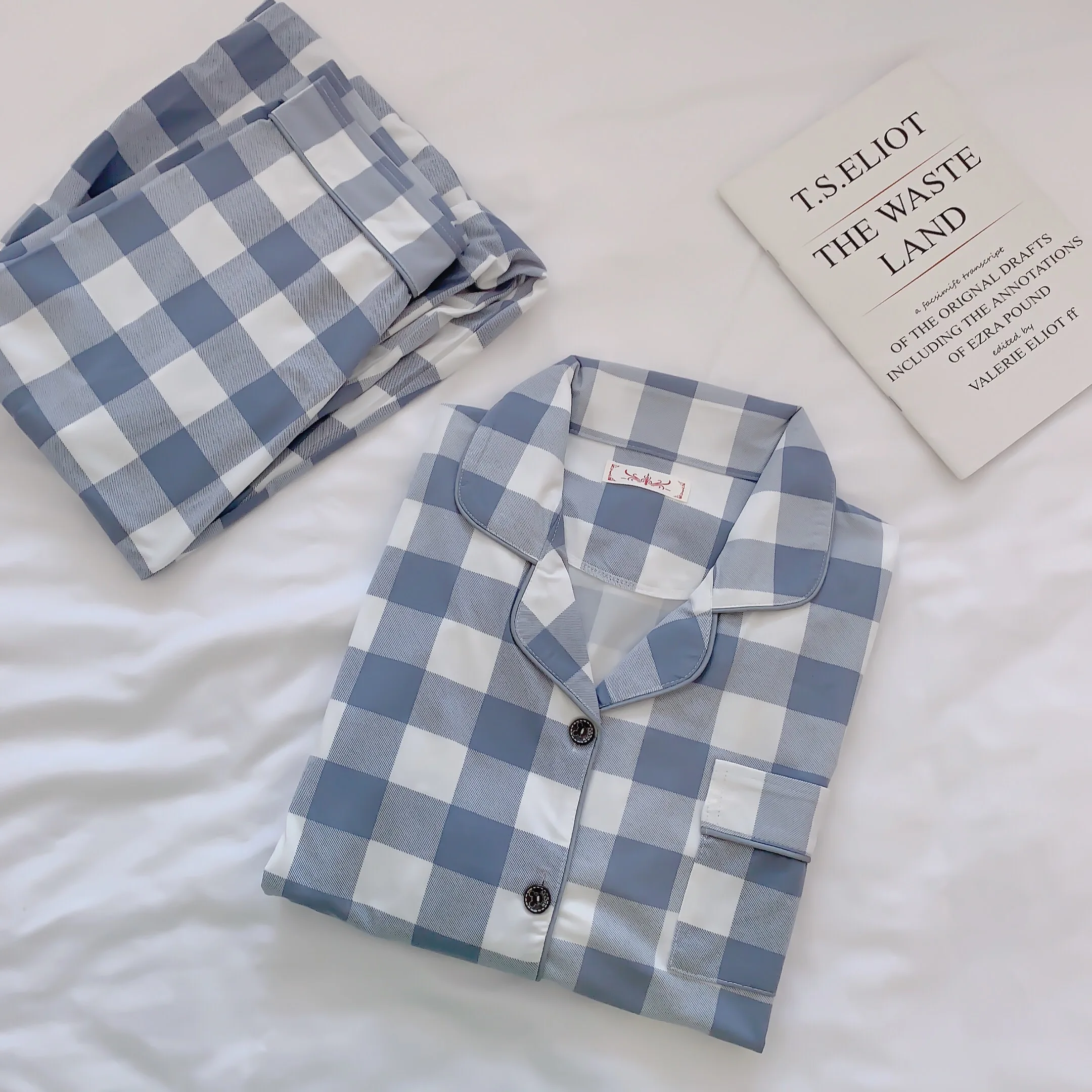 CAIYIER Autumn Winter New Sleepwear Set Women Turn-down Collar Pajamas Cute Cartoon Pattern Button Top+Pants Leisure Home Wear