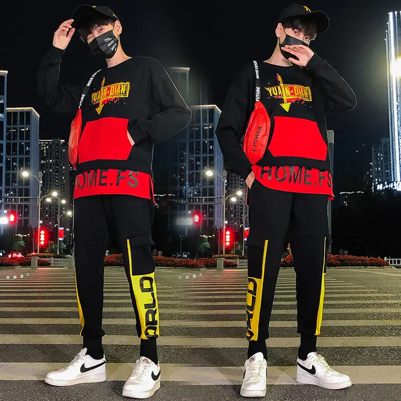 Trendy Red Black Pocket Tracksuit 2 Piece Set 2020 Moda Hip Hop Student Tracksuit Round Neck Sports Suit Men's Set Tracksuit Trendy Red Black Pocket Tracksuit 2 Piece Set 2020 Moda Hip Hop Student Tracksuit Round Neck Sports Suit Men's Set Tracksuit