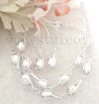 

Genuine White Cultured Freshwater Pearls Necklace Bracelet Earrings Sets