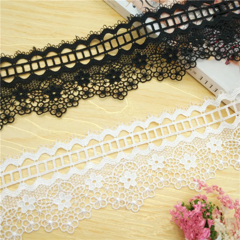 LACE TRIM