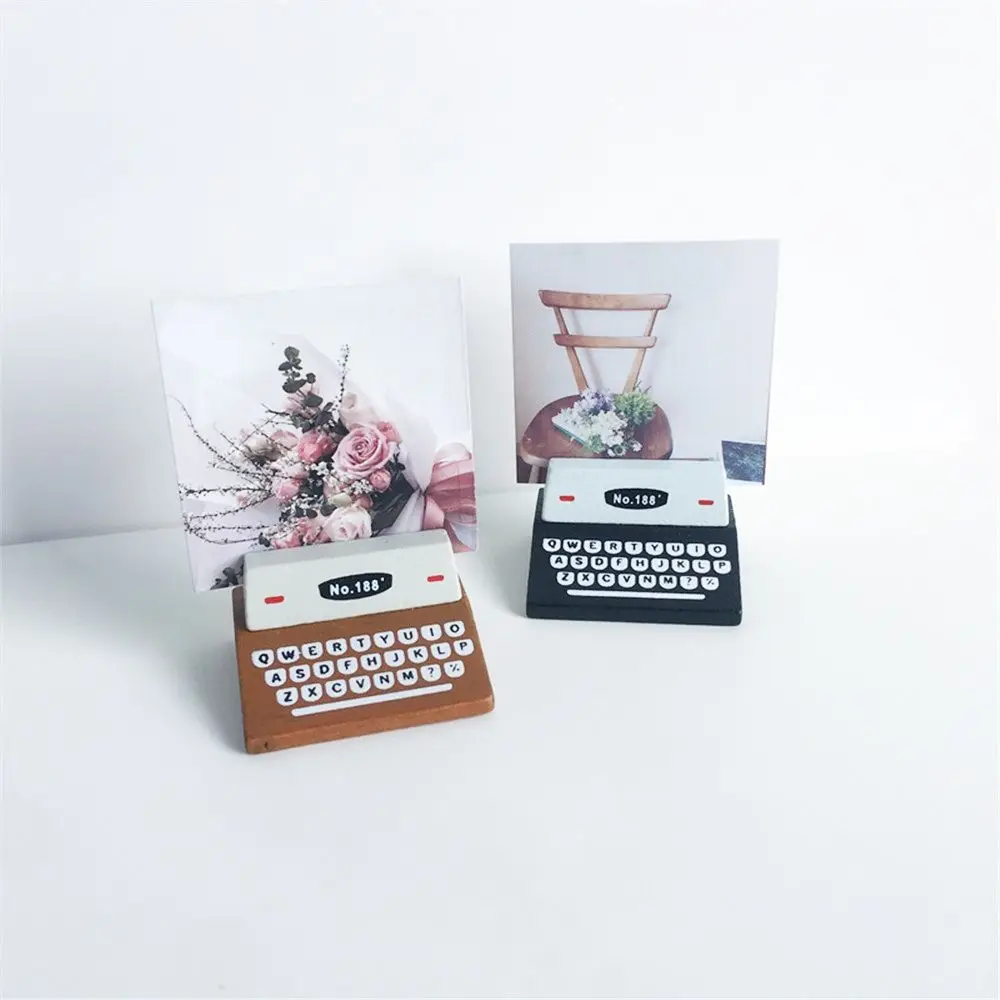 

Vintage Wooden Typewriter Photo Card Creative Desk Messege Memo Note Holder Stand Card Holder Table Decoration Kawaii Stationary