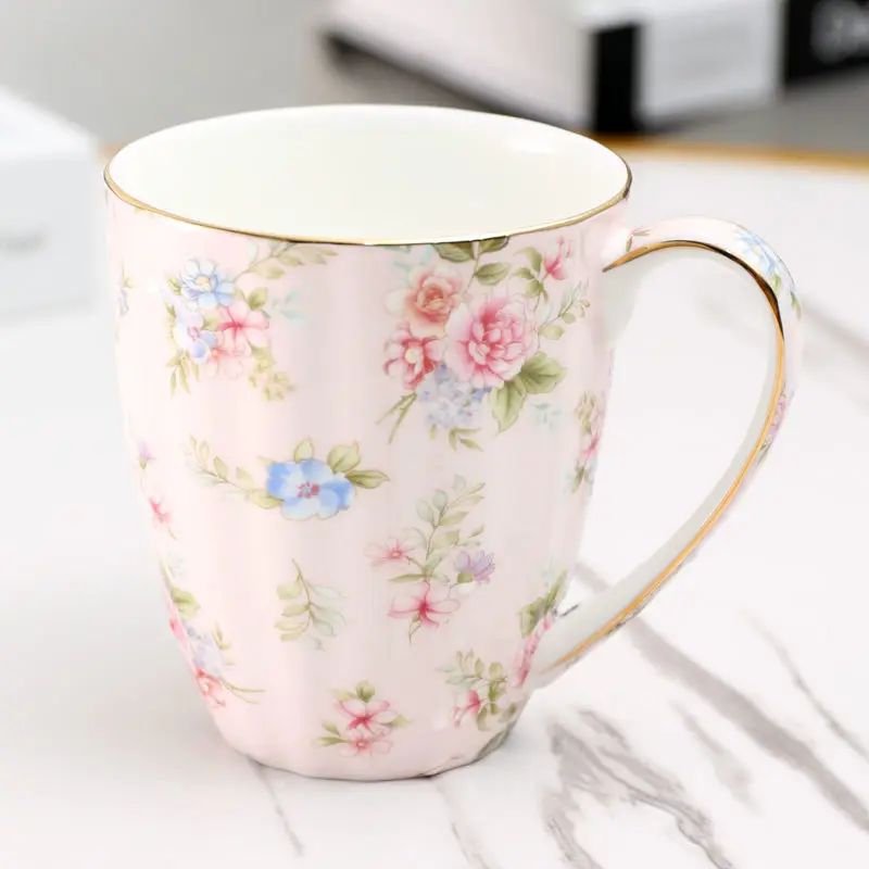 Ceramic Coffee Cup Set British Style Bone China Golden edge Tea Cup Saucer Spoon ceramic coffee cup set