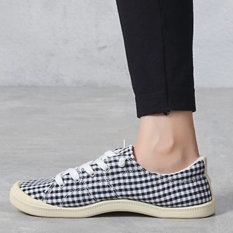 

Canvas Sneakers 2020 Women Shoes Fashion Sneakers Breathable Female Casual Shoes Brand Classic Black White Shoes