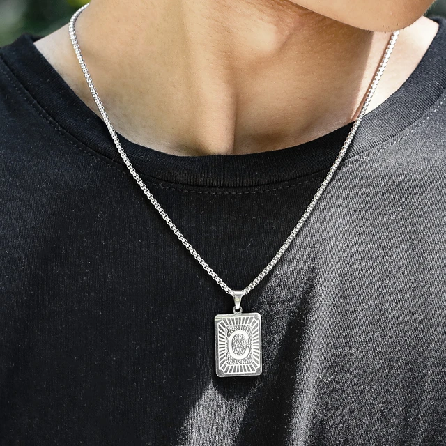 Necklaces and Pendants - Men Luxury Collection