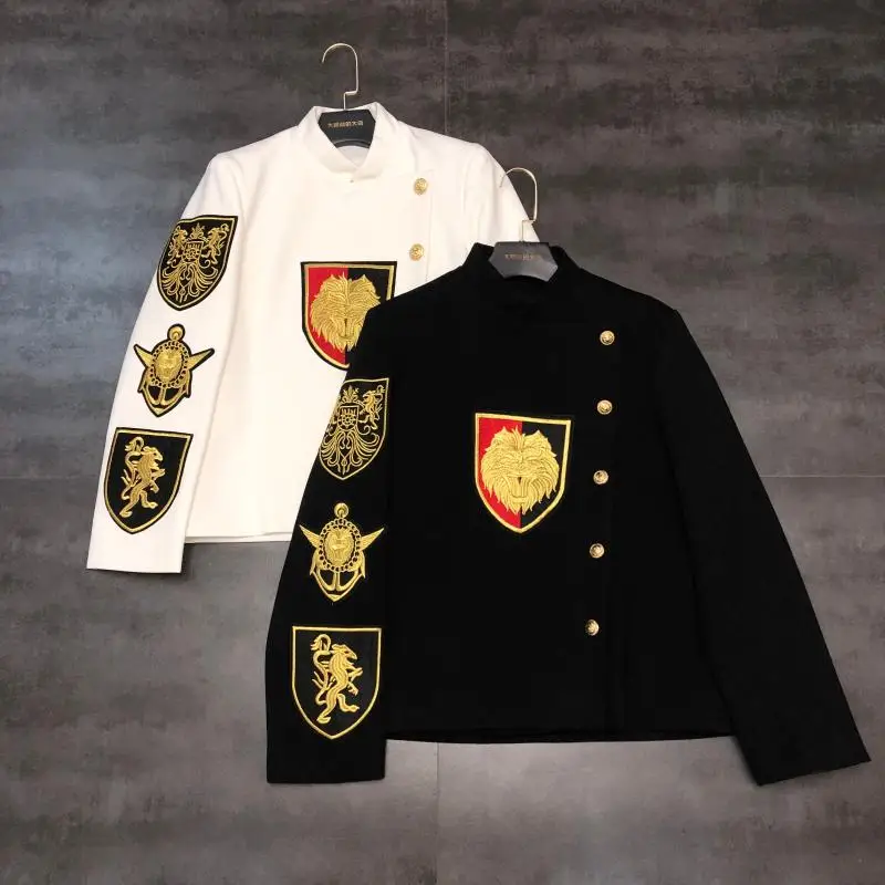 

New products with oblique clothes placket metal British embroidery small sweet wind collar suit jacket