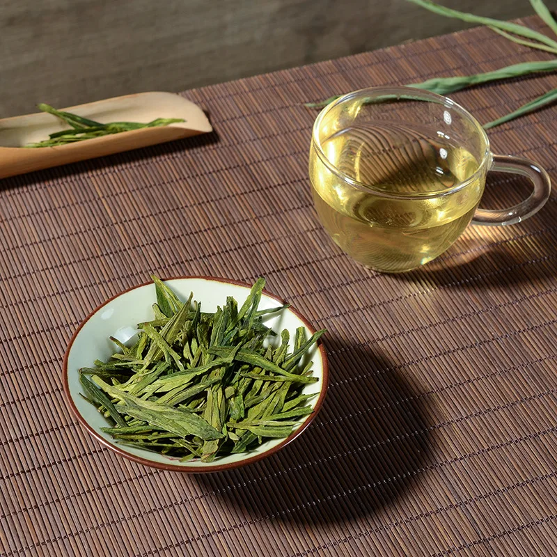Весенний китайский чай Longjing, длинный Цзин, зеленый чай, знаменитый, хорошее качество, драконы, хорошо,, для мужчин и женщин, чай для здоровья