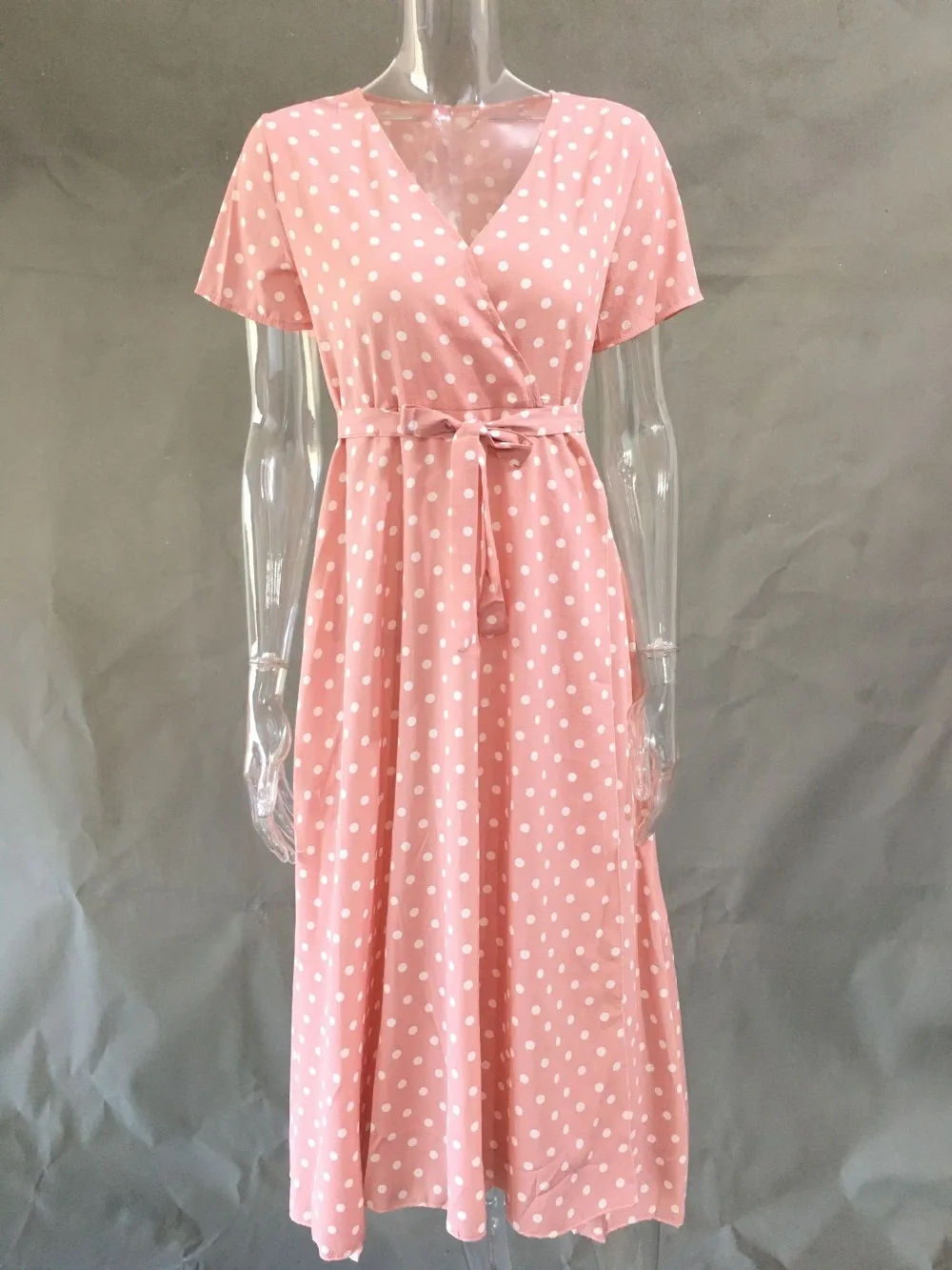 15060854321_1869737310