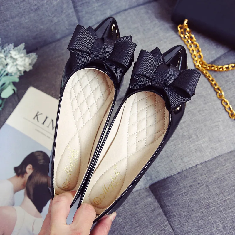 Summer Fashion Women's Flat Shoes Red Woman Flats Casual Loafers Soft Slip On Bow-knot Pointed Toe Daily Flat Big Size 43 AB052