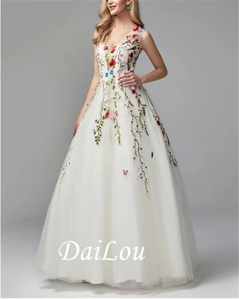 A-Line White Floral Quinceanera Formal Evening Dress V Neck Sleeveless Floor Length Lace Tulle with Embroidery Appliques 2021 A-Line White Floral Quinceanera Formal Evening Dress V Neck Sleeveless Floor Length Lace Tulle with Embroidery Appliques 2021