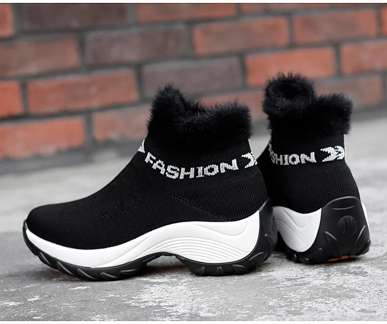 Г. Зимние женские ботинки модная обувь на танкетке женские зимние ботинки без шнуровки женские теплые меховые носки, обувь Большие размеры 35-42 - Цвет: Black