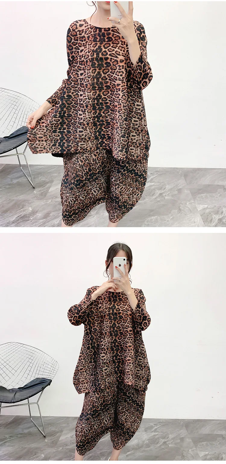 Miyake, модный трапециевидный Топ, плиссированные штанишки, леопардовый комплект