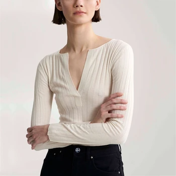 

XAXZXY French elegant pit stripe V-neck sweater women 2020 light and soft breathable full-sleeve slim knit high-quality T-shirt