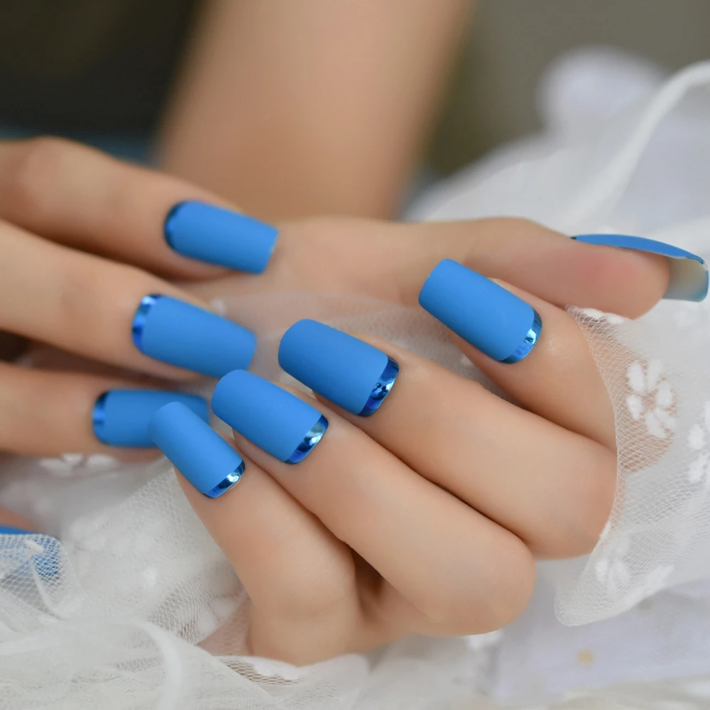 Синие матовые квадратные противоположные французские поддельные наконечники хром Moo Модные Акриловые ногти средней длины