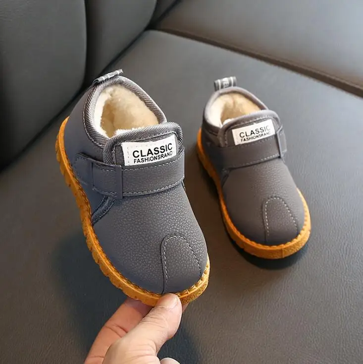 

Children's Shoes 2019 New Winter Girl Warm Boy Martin Boots Skid-proof 1-8 Years Old Korean version of the British style