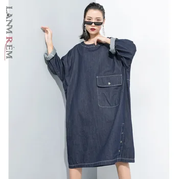 

LANMREM can ship 2020 spring fashion new women Clothing Round Neck Pullover denim Dress with pocket Personality big size YH831