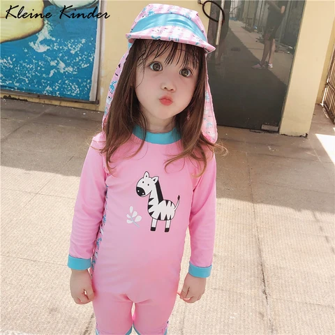 roupa de banho com proteção solar para bebe
