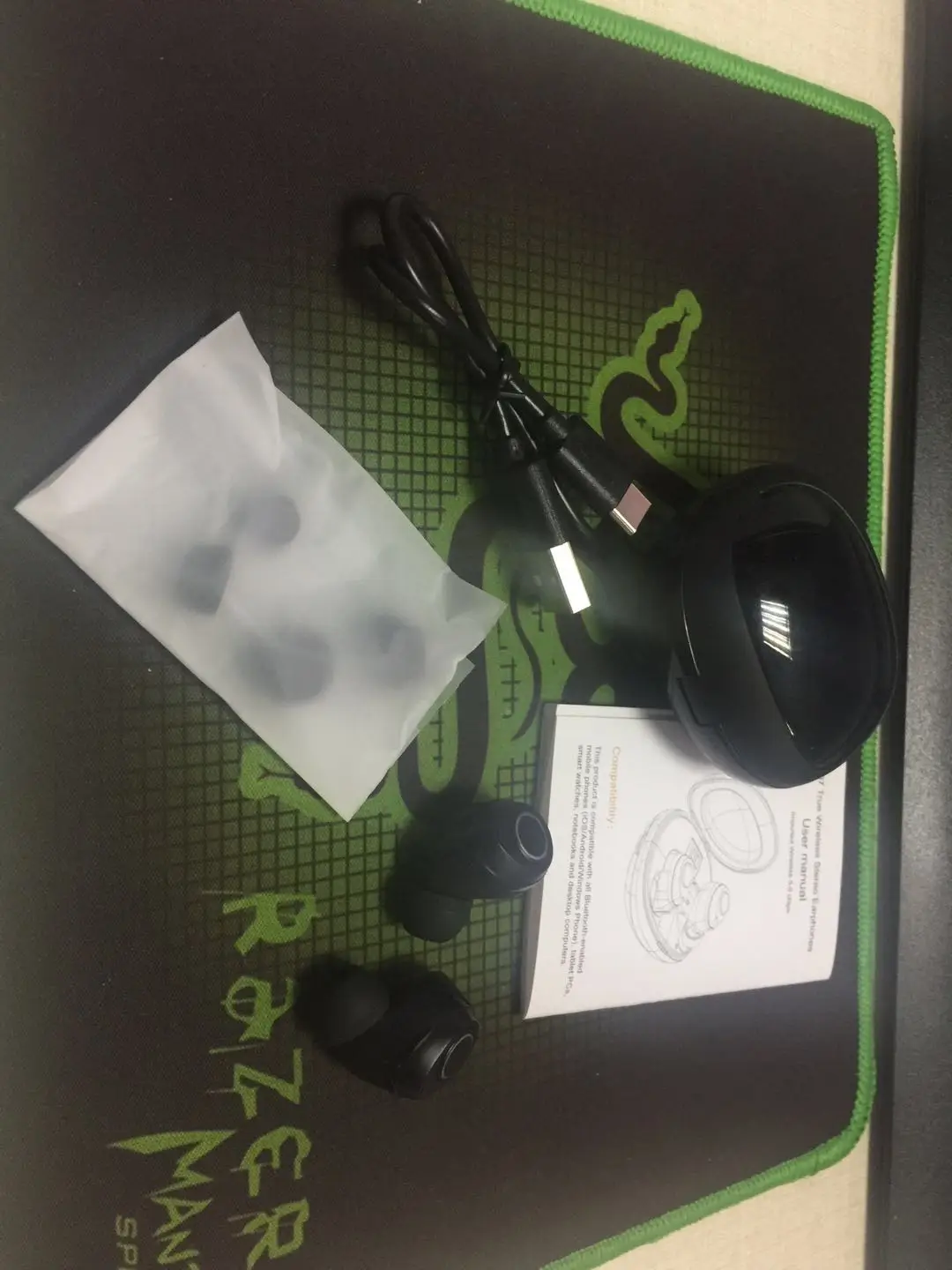 I07B TWS Bluetooth Headset Human Physics Design Portable Sports Mini Headse Power Bank Earphones Bluetooth Wireless Headset