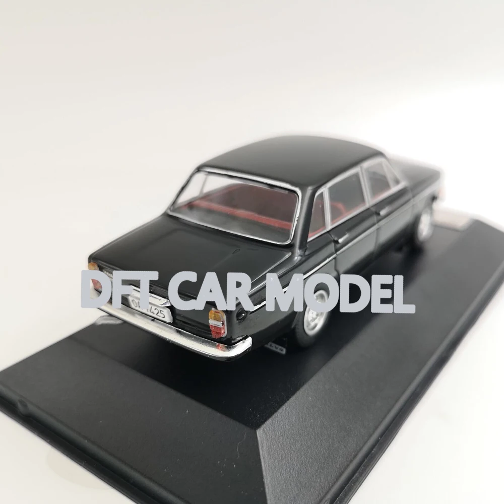 Литье под давлением 1:43 144S 1967 модель детских игрушечных автомобилей авторизованный подарок для детей